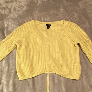 (XS) yellow cropped sweater